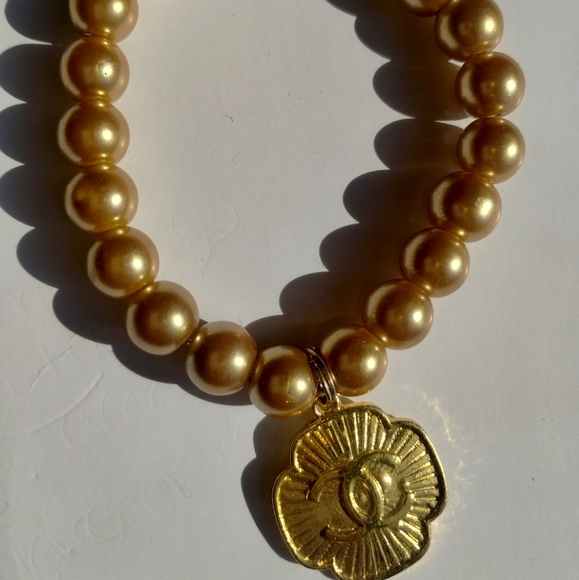 Golden Pearl 4pc Fashion Charm Bracelet Set, rhinestones, Dangle Charms *NEW* - Picture 6 of 6